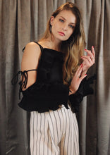 Load image into Gallery viewer, Blythe Black Top