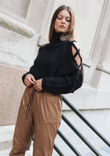 Load image into Gallery viewer, Quinn Black Cropped Sweater