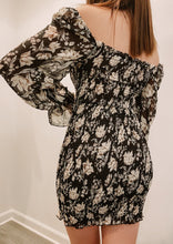 Load image into Gallery viewer, Freesia Floral Print Dress