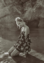 Load image into Gallery viewer, Juliana Floral Print Dress